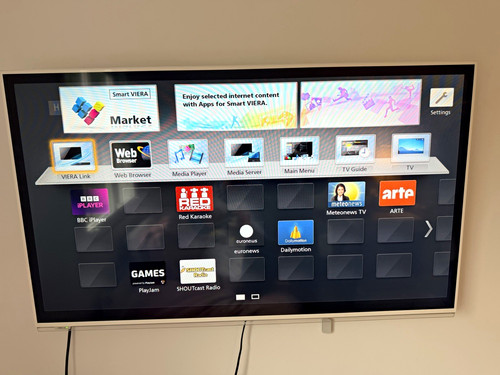 Panasonic smart viera 42in - panasonic,