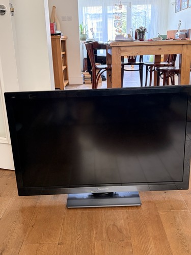 Panasonic l37e30b viera - panasonic,