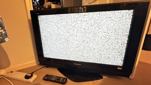 Panasonic 32lxd700 hd - panasonic,
